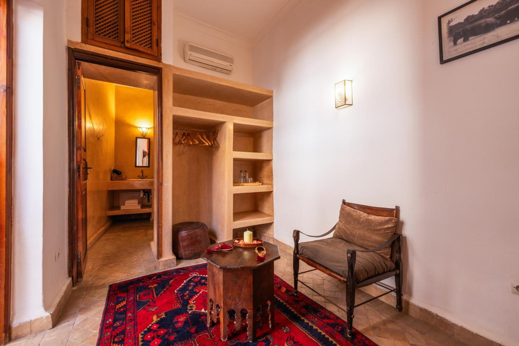 Saba Riad